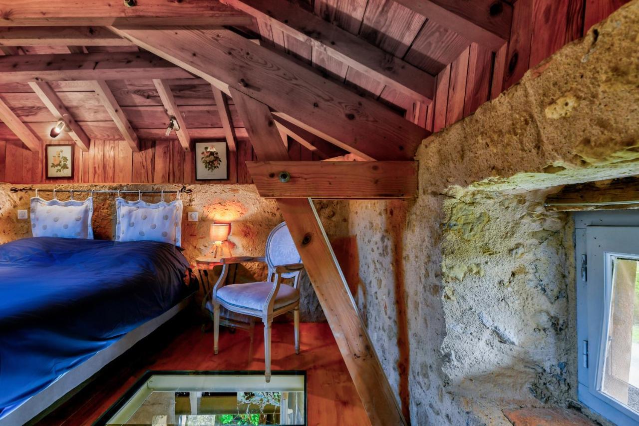 Logis Le Relais Du Bastidou Hotel Beaumarches Exterior photo