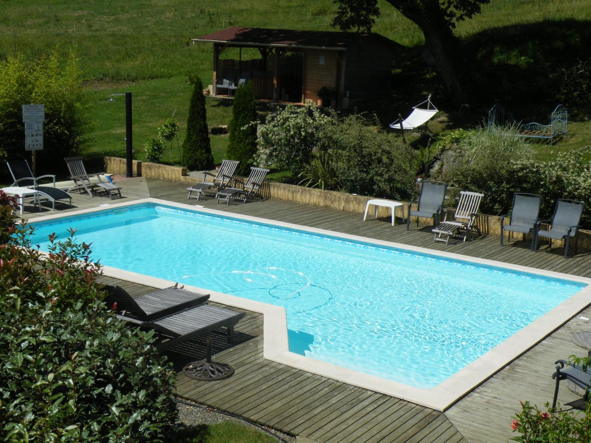 Logis Le Relais Du Bastidou Hotel Beaumarches Exterior photo